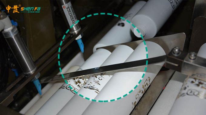Καλλυντική σωλήνων μηχανή εκτύπωσης οθόνης μεταξιού εκτυπωτών πλήρης αυτόματη για τους καλλυντικούς μαλακούς πλαστικούς σωλήνες